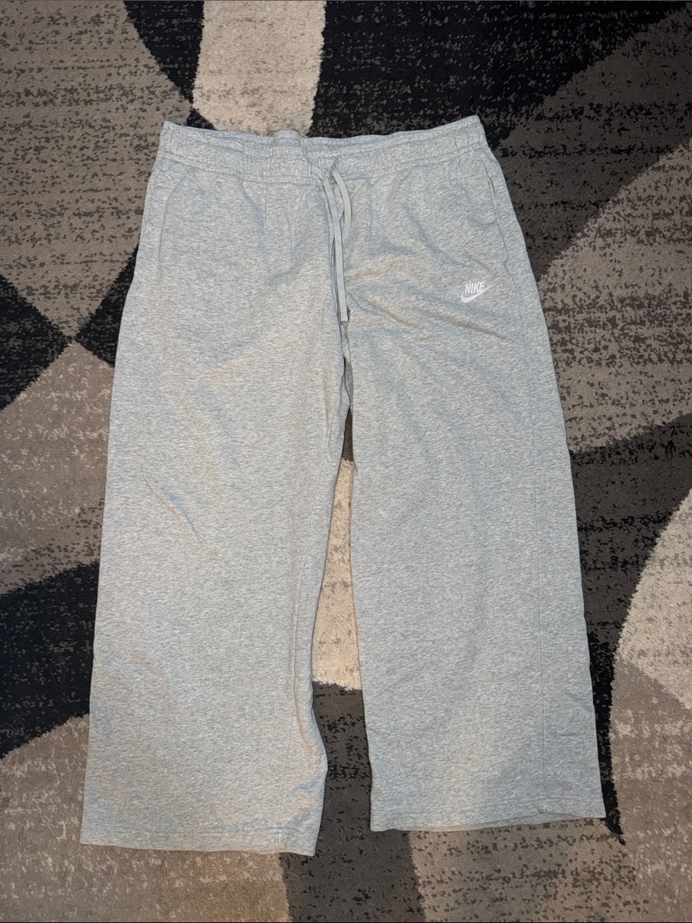 Nike Women Gray Heather Sweatpants with Drawstring Wide Leg